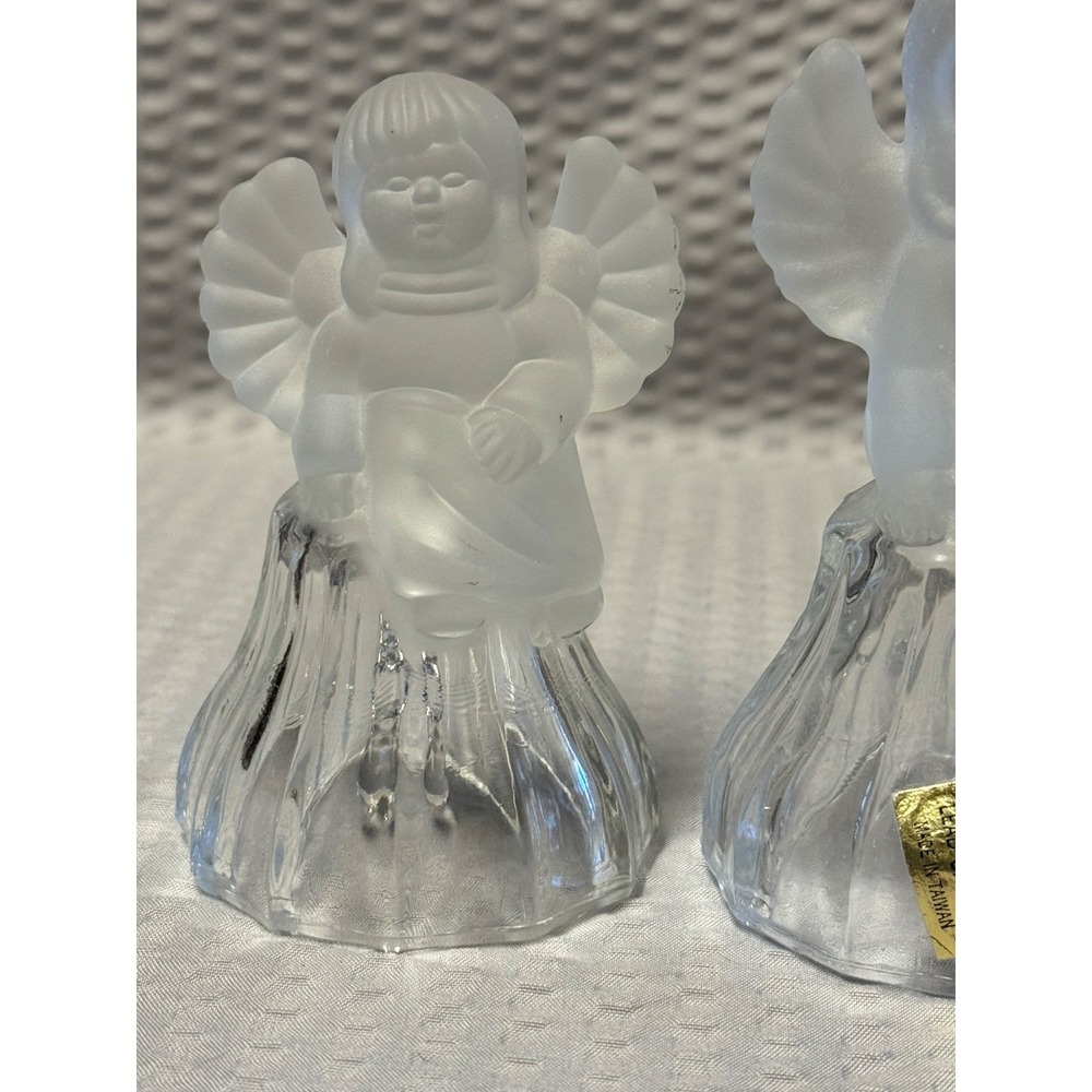 2 Goebel Bell Glass Angel Frosted Satin Sitting On Clear Bell 24%‎ Lead Crystal - Picture 3 of 16